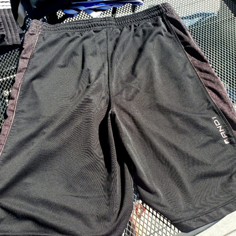 Men's AND1 Basketball Shorts Size Medium